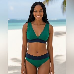 Cupshe Green Bikini Navy Blue Scalloped Trim Padded Triangle Top Size Medium